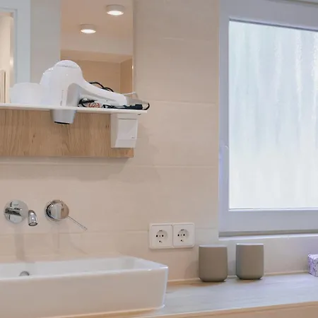 Apartman Am Kirchbrunnen In Der Rhoen - Eg Familie Und Workation - Dg Romantik *