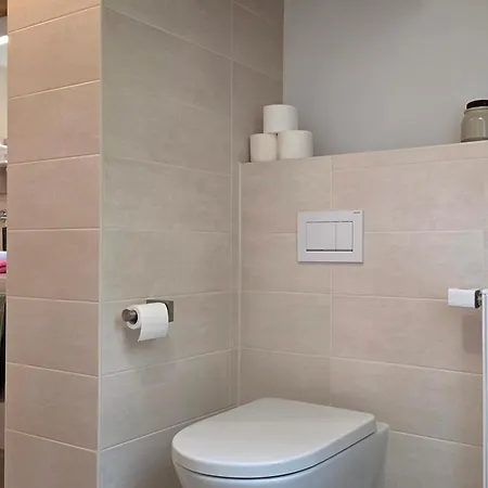 Am Kirchbrunnen In Der Rhoen - Eg Familie Und Workation - Dg Romantik Apartman Urspringen