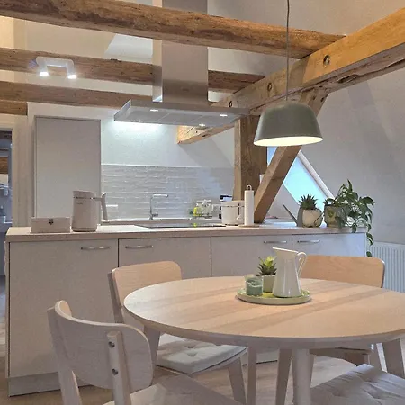 Apartman Am Kirchbrunnen In Der Rhoen - Eg Familie Und Workation - Dg Romantik Urspringen